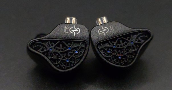 □JUZEAR Dragonfly 81T紹介｜イヤホンジャックと豆🐒@ポタオデ