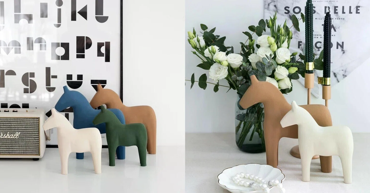 インテリアアンティーク 馬 オブジェ アンティーク 陶器製 馬と花の