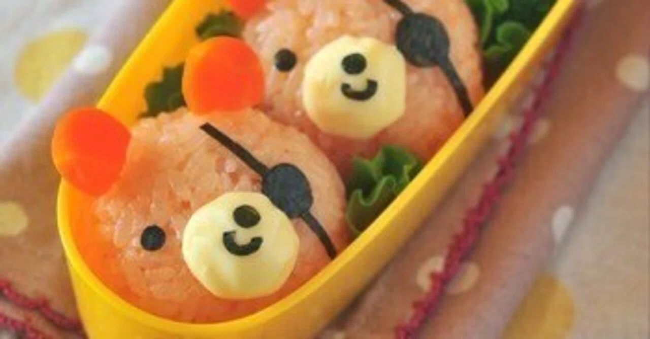 海賊くまちゃんのお弁当（キャラ弁）57｜akinoichigo/お弁当作家