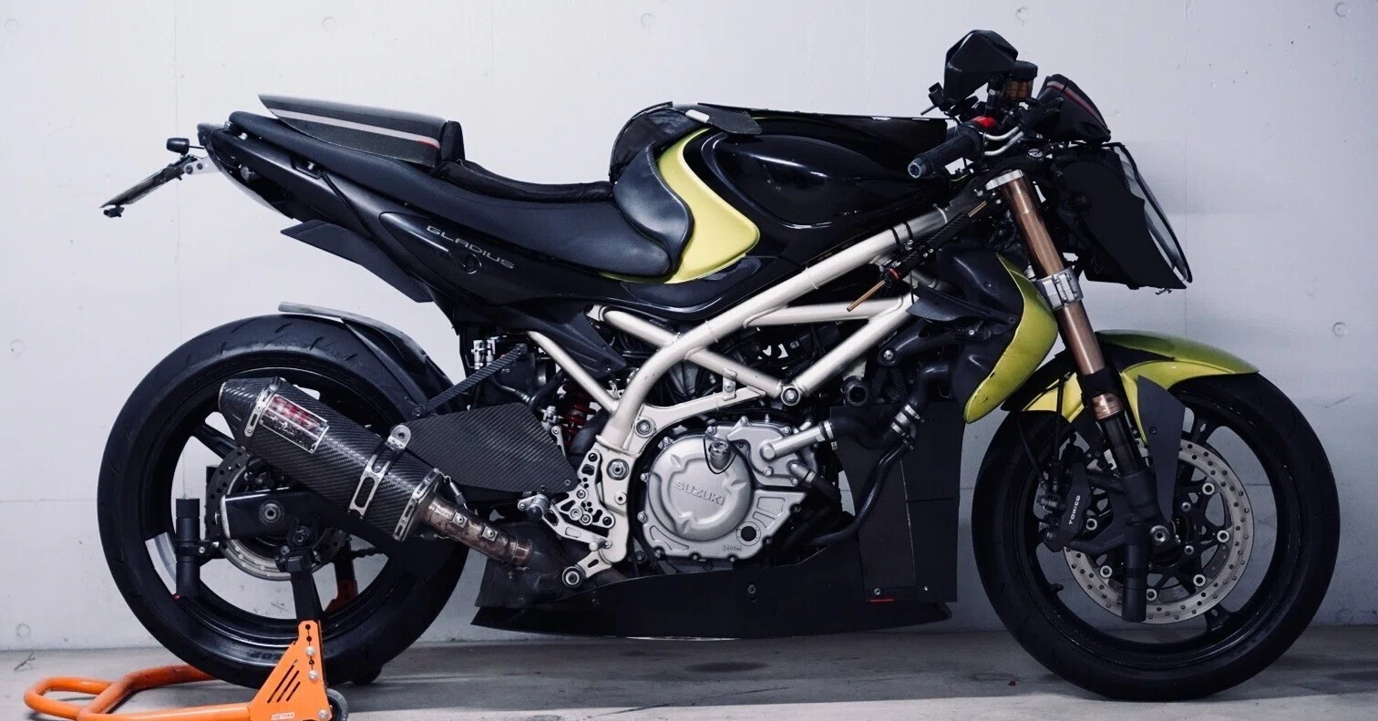 バイク用フェンダー 白/黒/紫 フレアデザイン 3Dプリンターでつくる、MotoGP系シルエット「バイクの造形カスタム