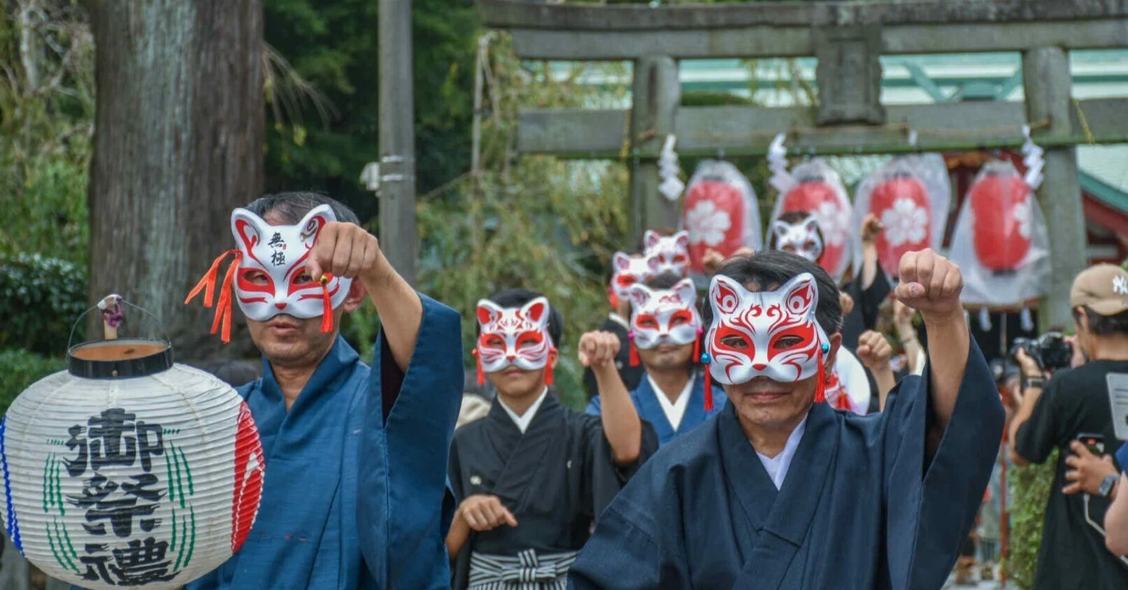 落ち武者と狐の嫁入りによる大行列！2回目の開催、ごてんば風流まつり