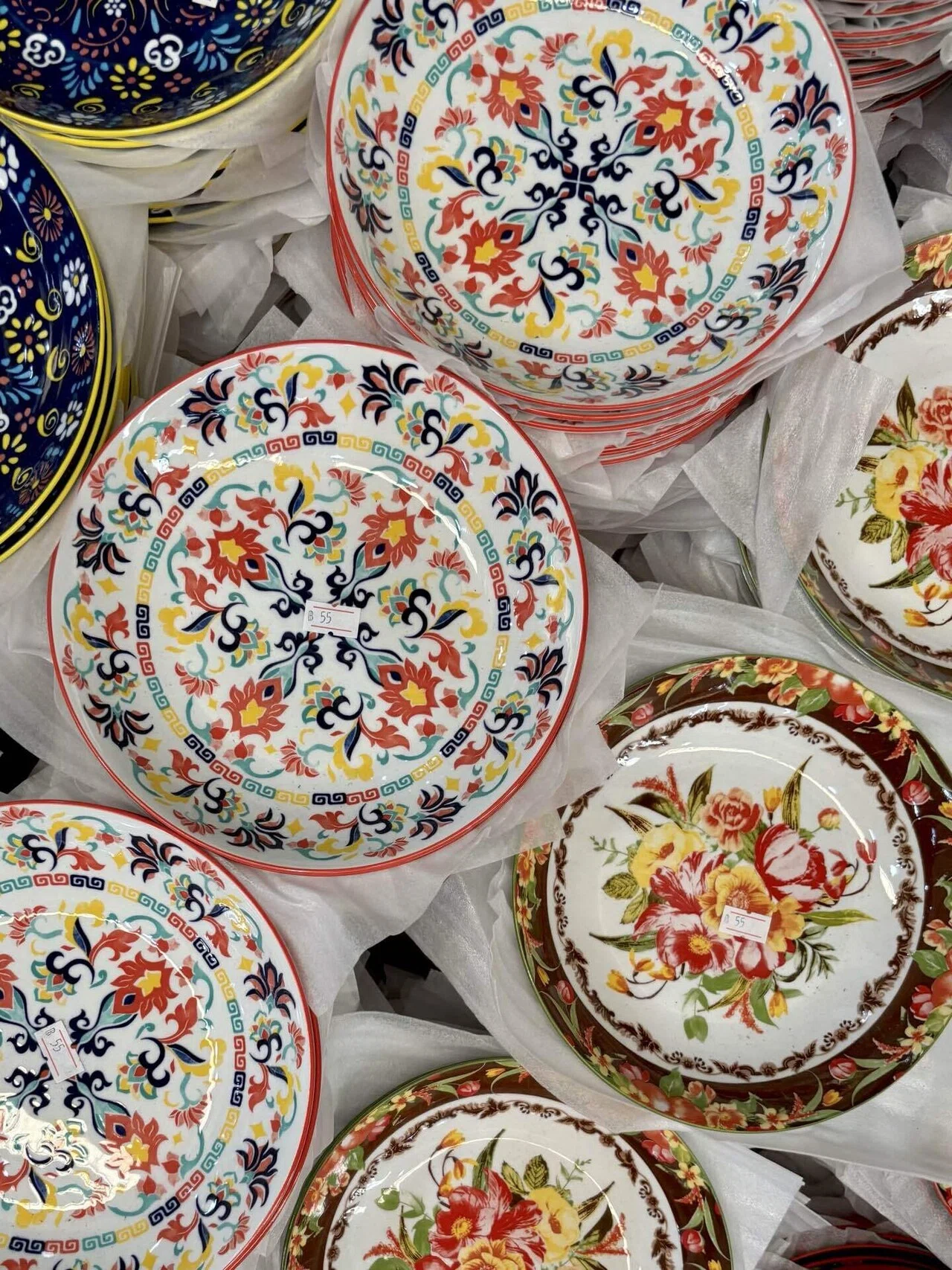 Thukdi Ceramic】お土産にもぴったり。バンコクからも行ける郊外激安