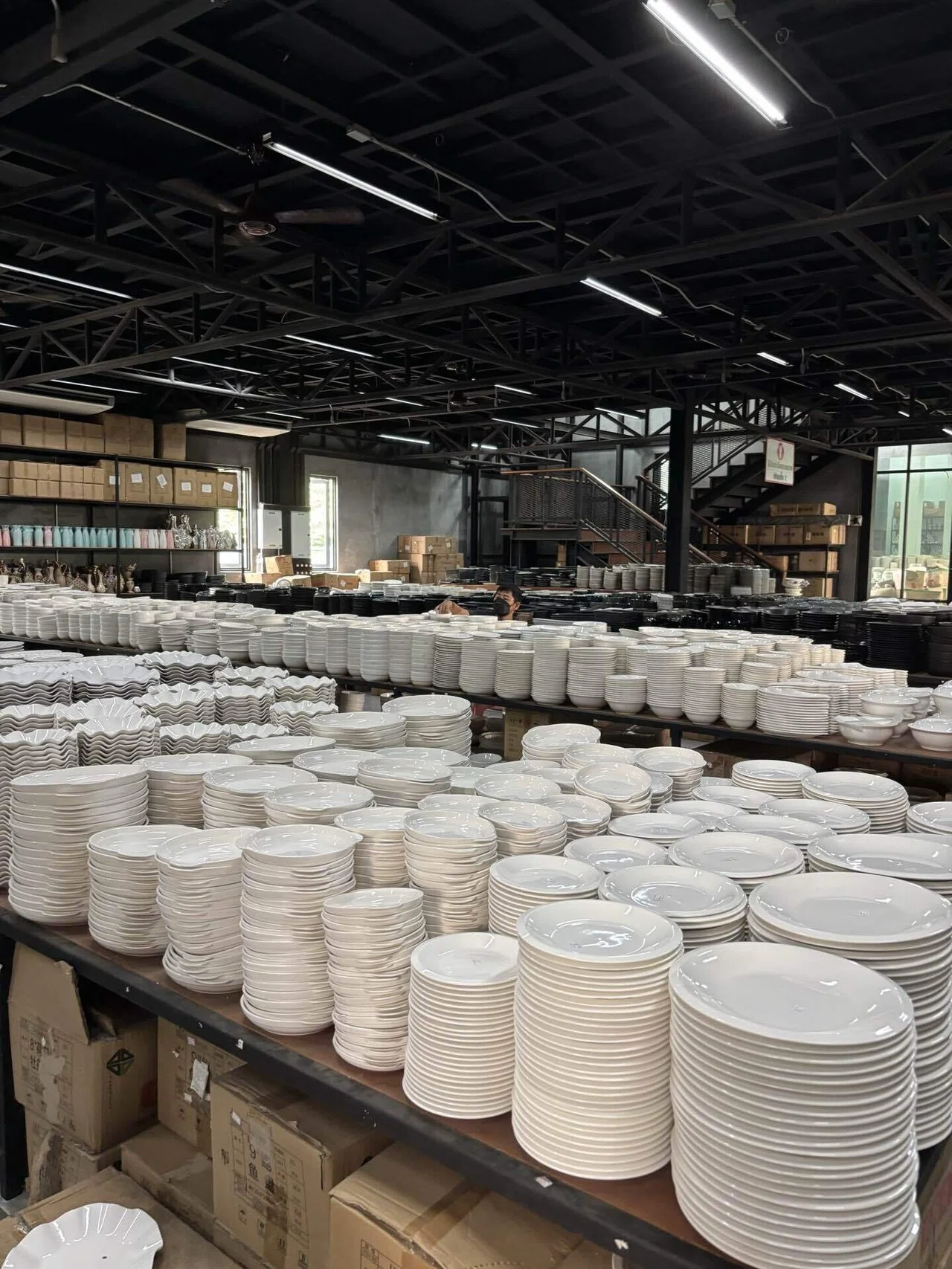 Thukdi Ceramic】お土産にもぴったり。バンコクからも行ける郊外激安