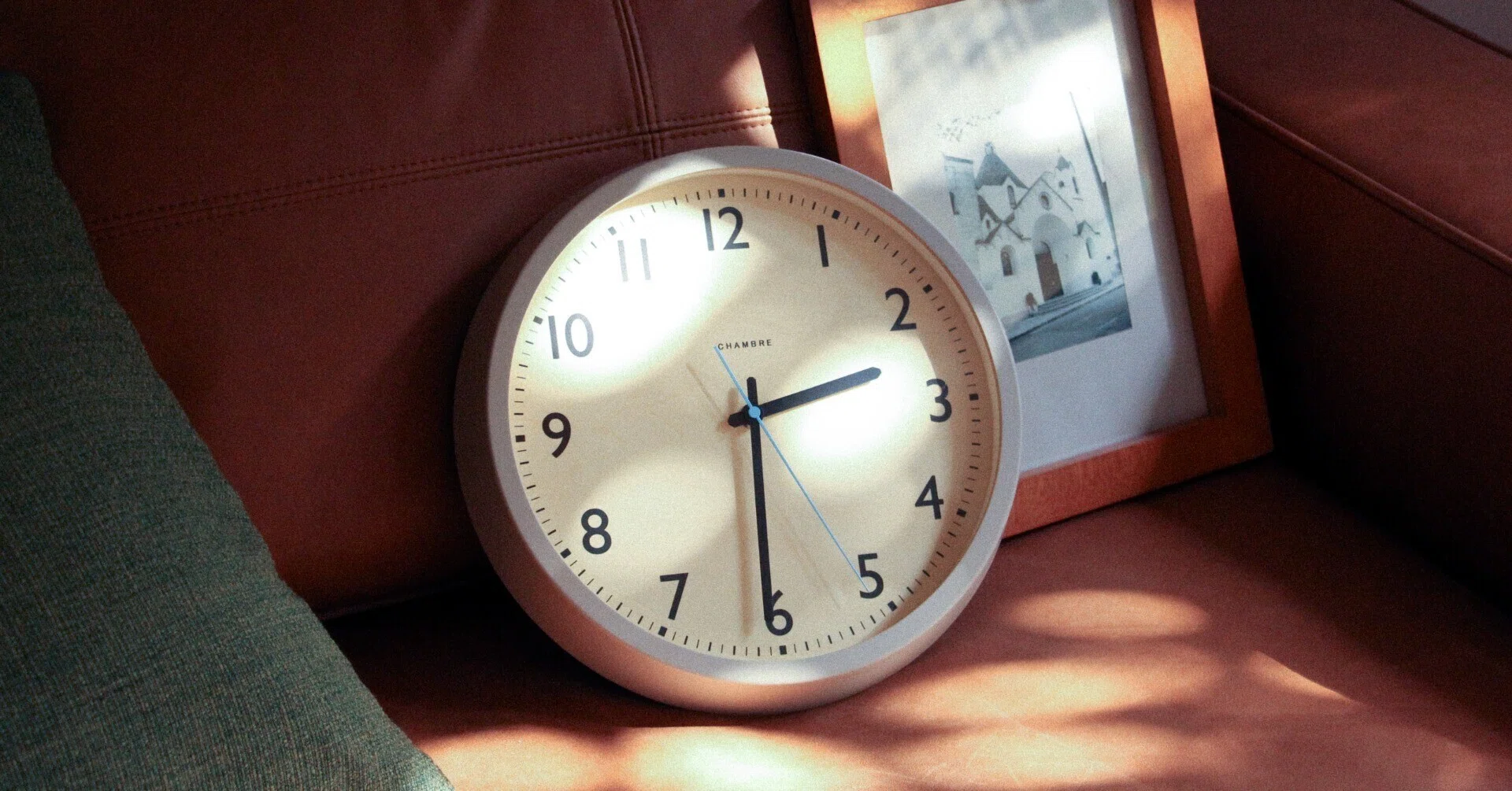 DROP CLOCK」誕生の舞台裏 ―デザインから始まる物語―｜INTERZERO