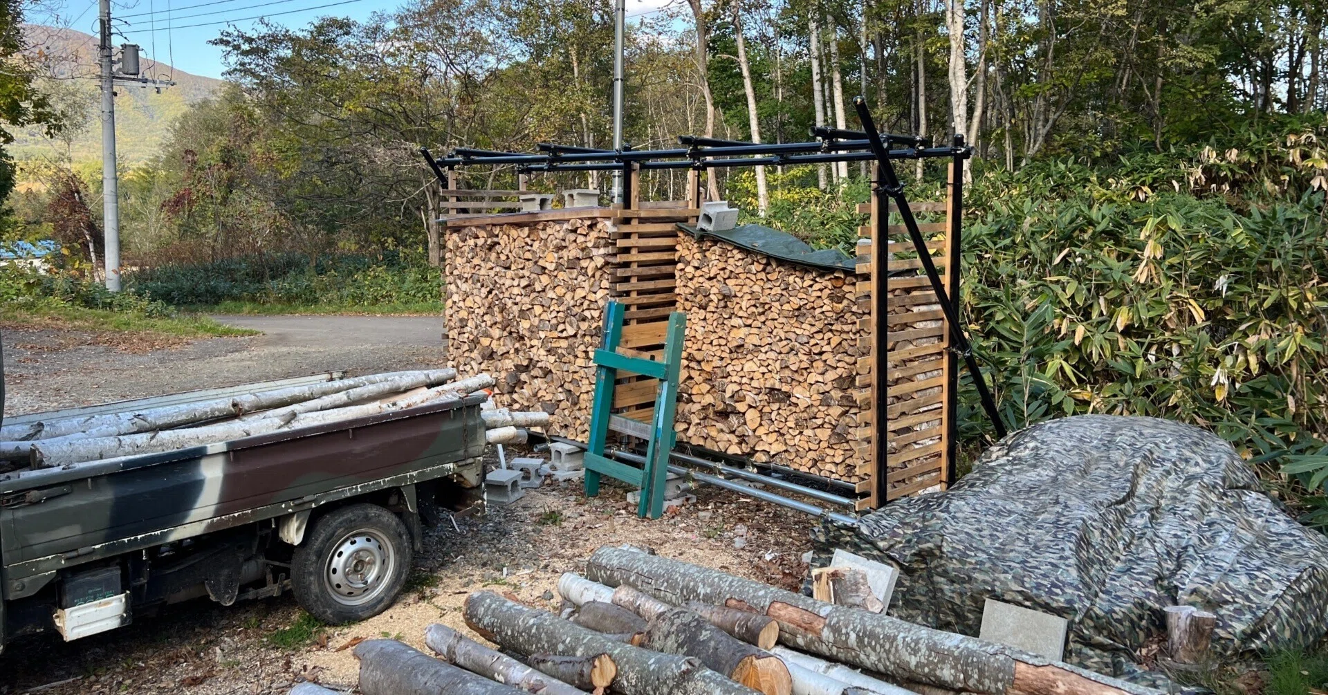 単管製薪棚 その後｜Au Grenier（オ・グルニエ）赤井川村