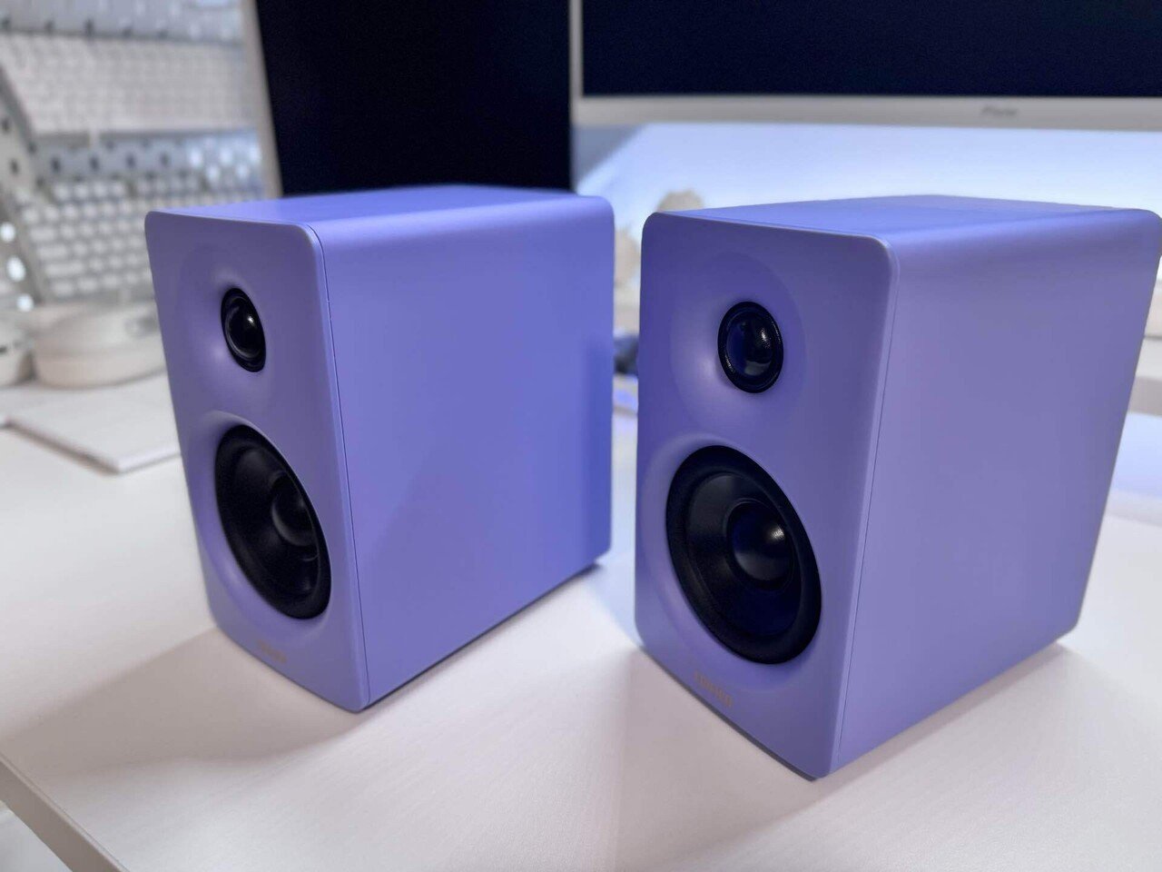 Edifier M60 パープルレビュー】大人気のコンパクトスピーカーに新色が