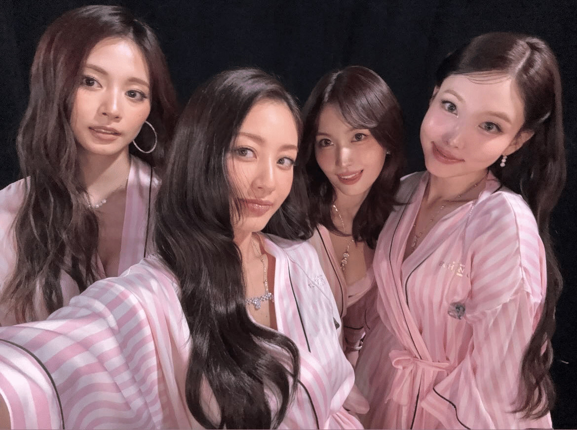 TWICE💗Victoria's Secretのランウェイで魅せた“自信と優雅さ”― K-POP