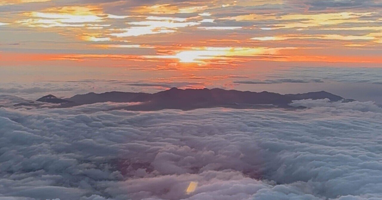 かたつむり そろそろ登れ 富士の山｜ユージ