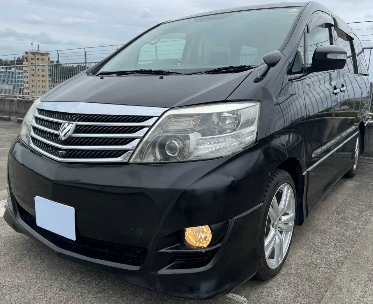 試乗レビュー189台目 平成17年式 トヨタ アルファード(初代 10系) AS