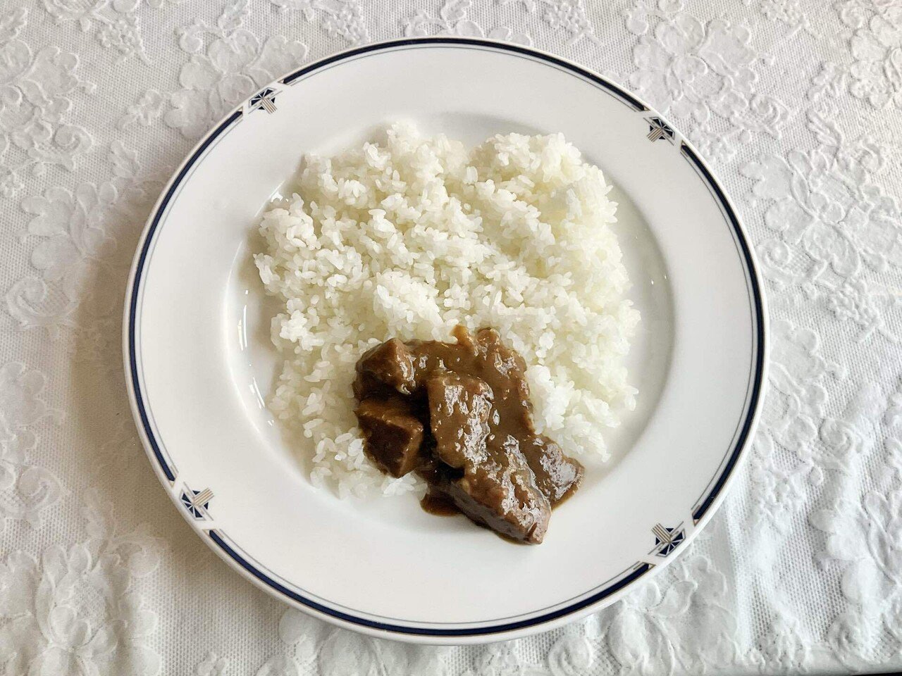 カレー】トレイン レストラン 日本食堂【洋食】｜朝比奈 歩