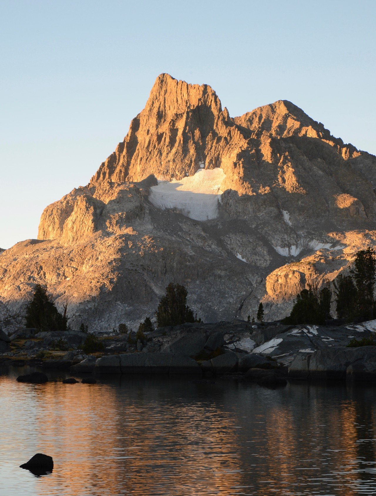 旭光照る巨峰 05 Huge Mountain Shining In Morning Light 安倍大資 Note 旭光照る巨峰 05 Huge Mountain Shining In Morning Light 安倍大資 Note