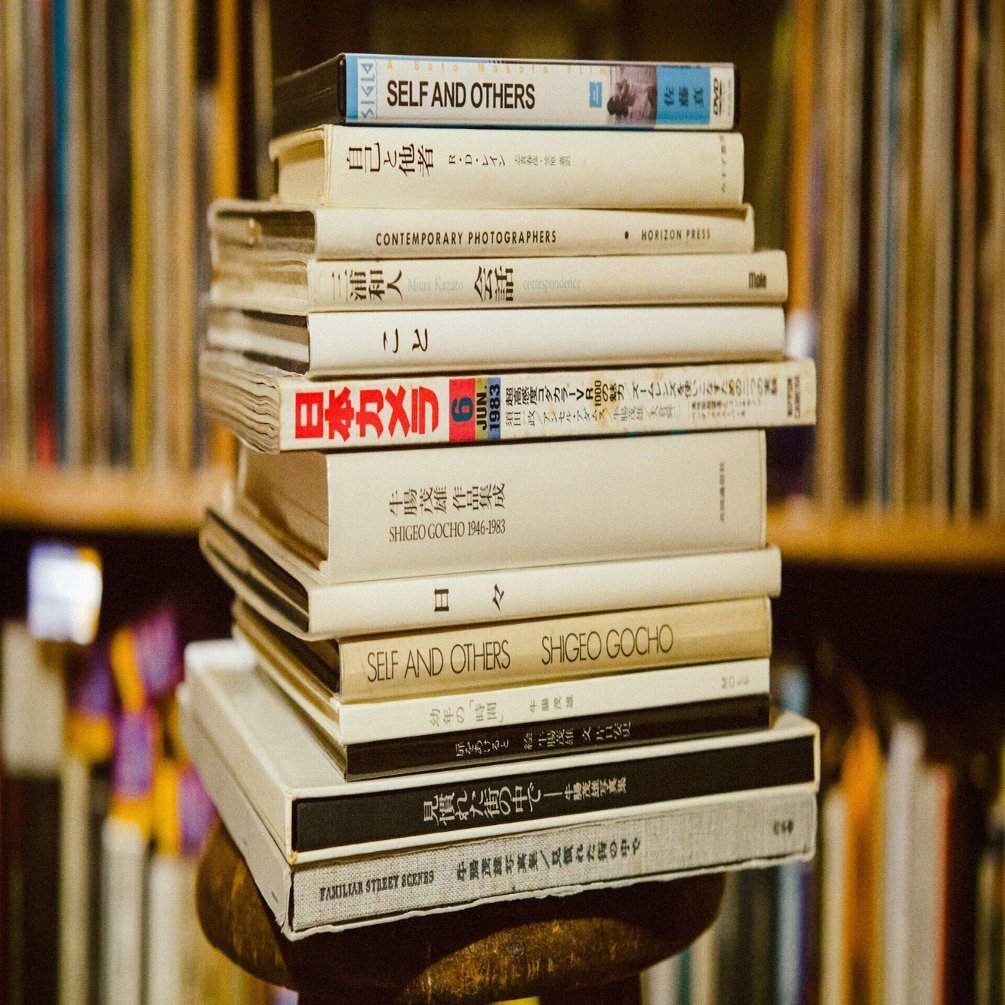 ファインダーを通して《他者》を《自己》へと昇華させた写真家牛腸茂雄