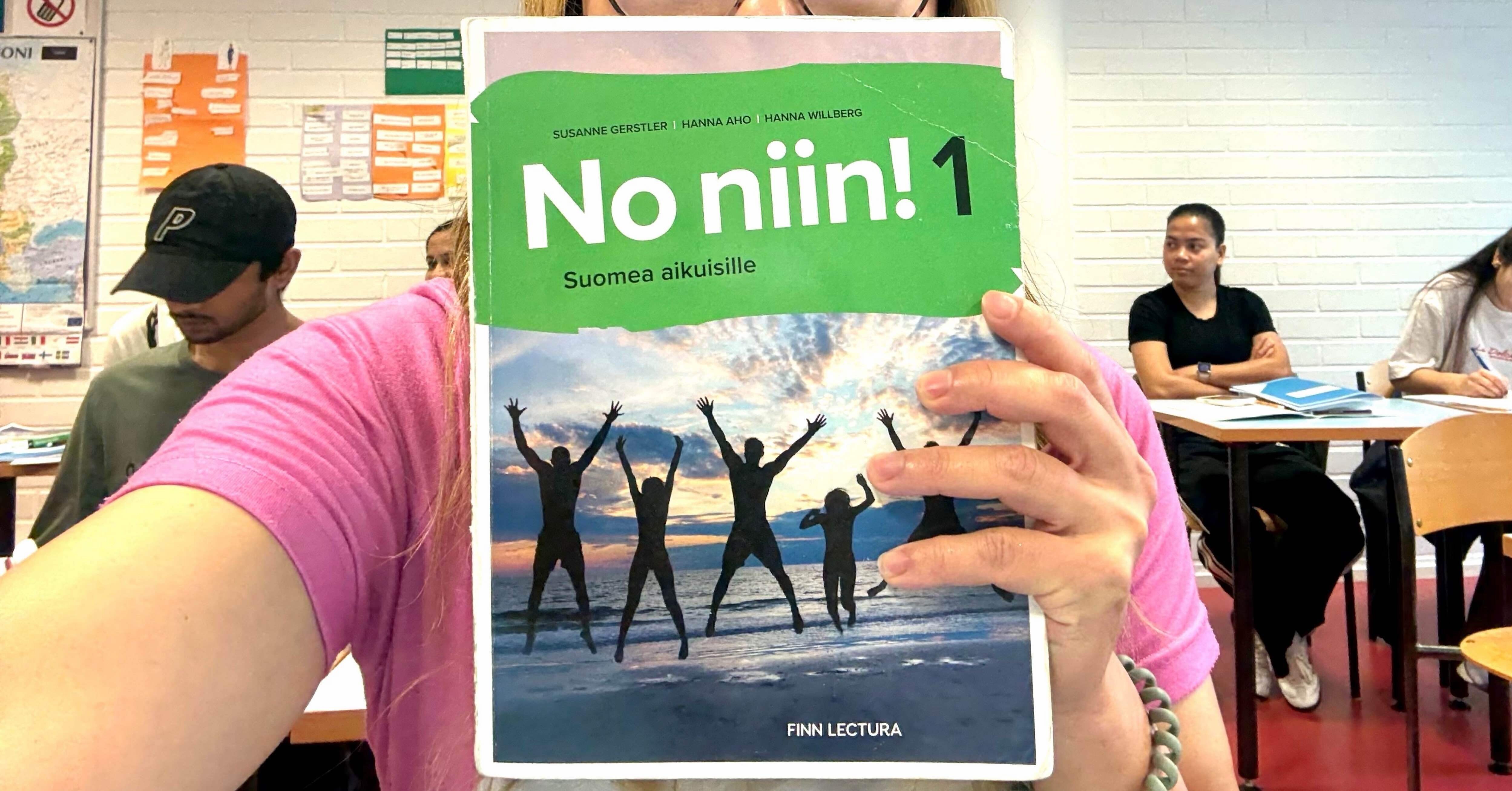 フィンランド語　SUOMEN Amazon.co.jp: フィンランド語文法ハンドブック : 吉田 欣吾: 本