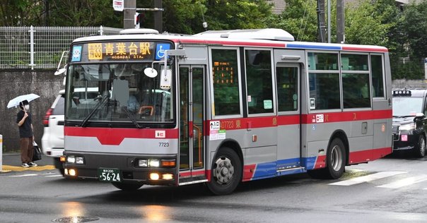 260(江ノ電バス/三菱KL-MP35JM)｜犬山いずみ@原点回帰