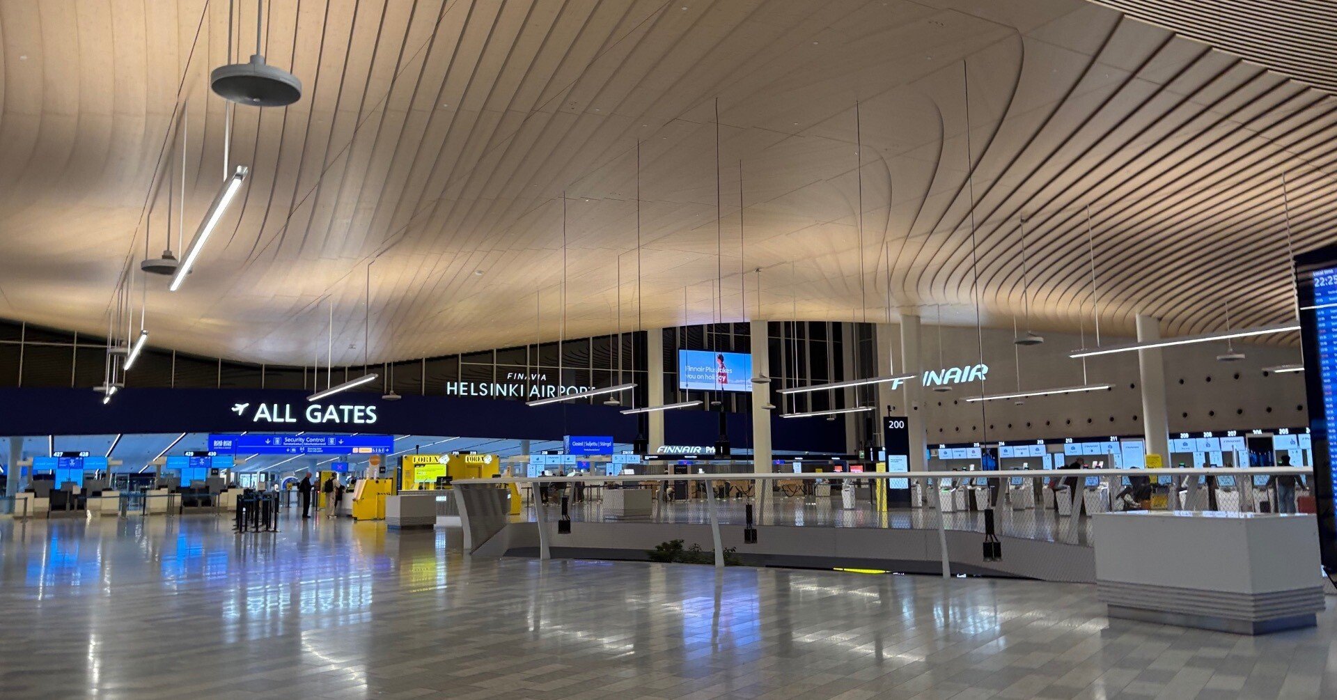 神すぎ搭乗者限定ムーミングッズプレゼント|初フィンエアーレポ|機内食