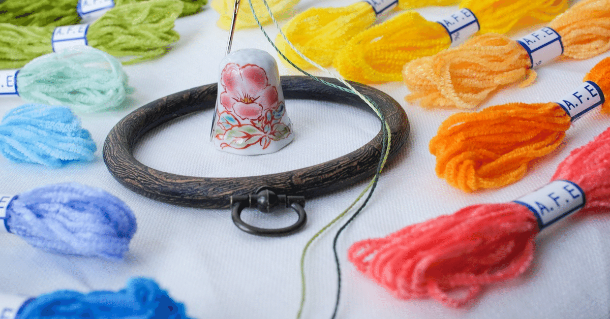 ☆ハンドメイド☆アートヤーン入り引き揃え糸☆大玉⑤