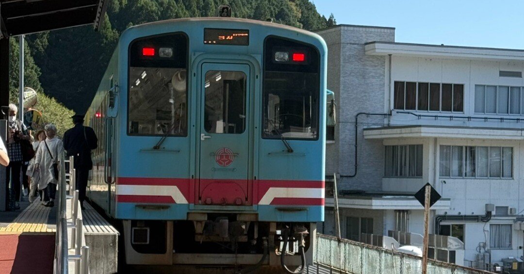 岐阜県の観光列車② 樽見鉄道｜もりみち