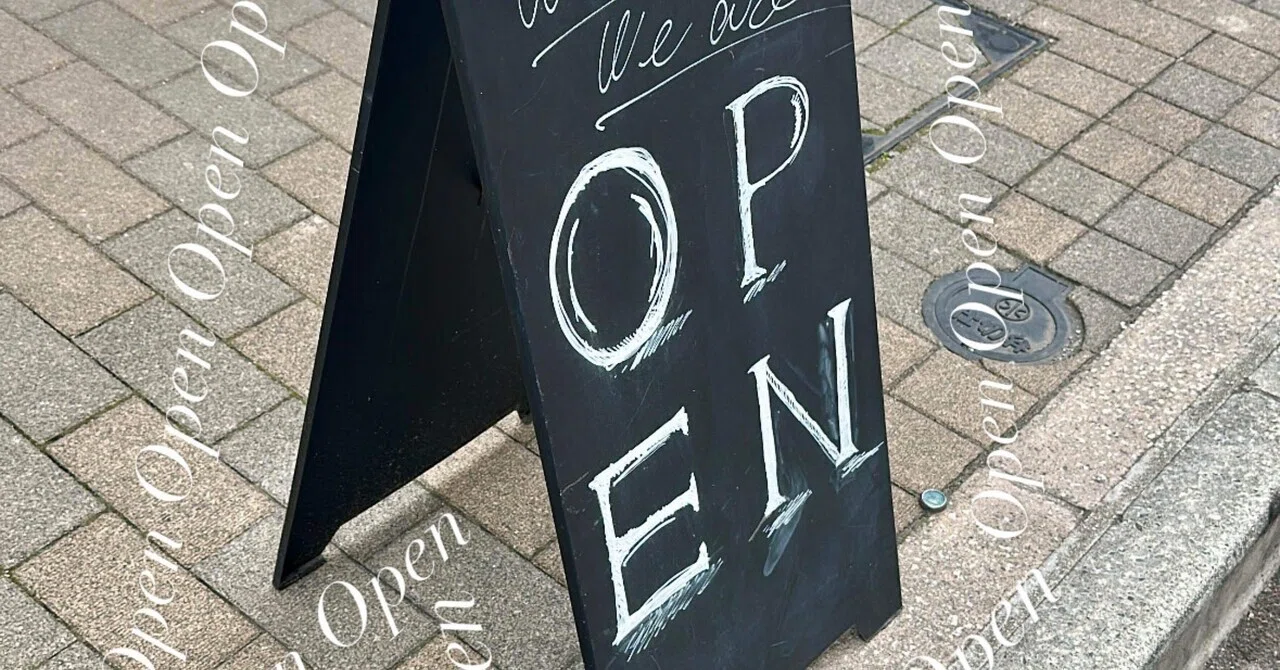[Shiba Park] Cafe Hopping | Feeling 'Onko-Chishin' (Learning from the ...