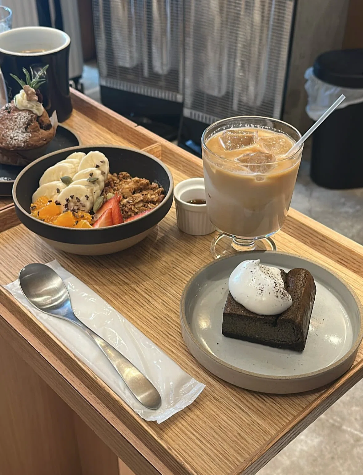 [Shiba Park] Cafe Hopping | Feeling 'Onko-Chishin' (Learning from the ...