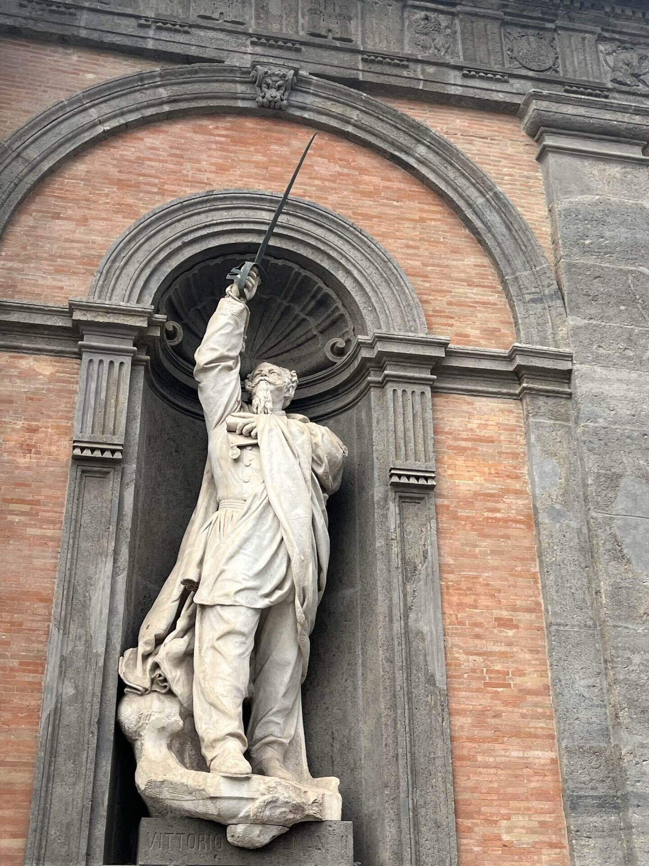 3善い人も悪い人もいるよね : イタリアフランス2人旅【ナポリ編