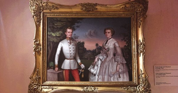 美しき敵対者〜プロイセン王妃ルイーゼ〜｜青木恵🌹グリーン