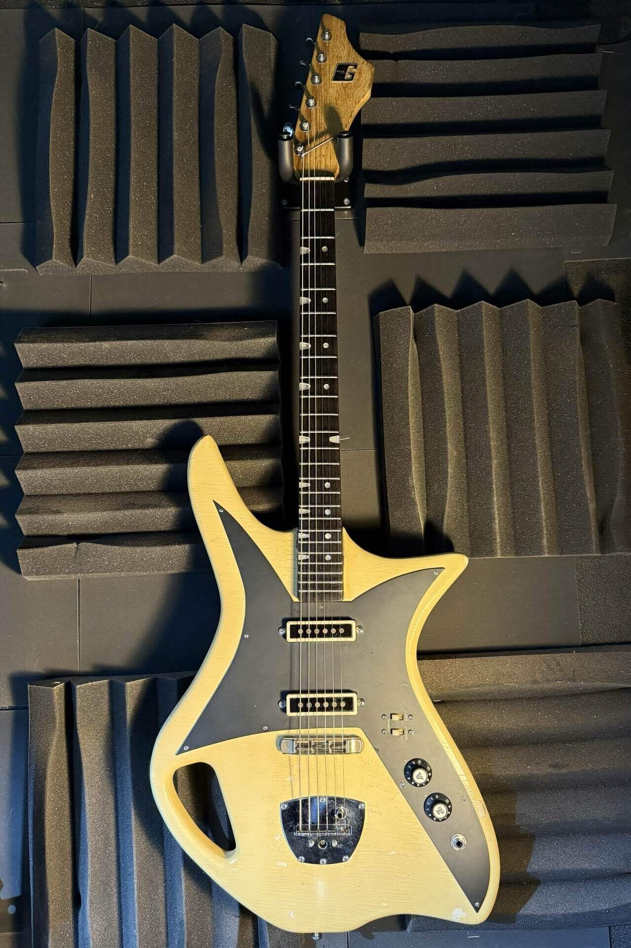 Guyatone LG-160t Telstar 1966｜backyardguitars_b.j