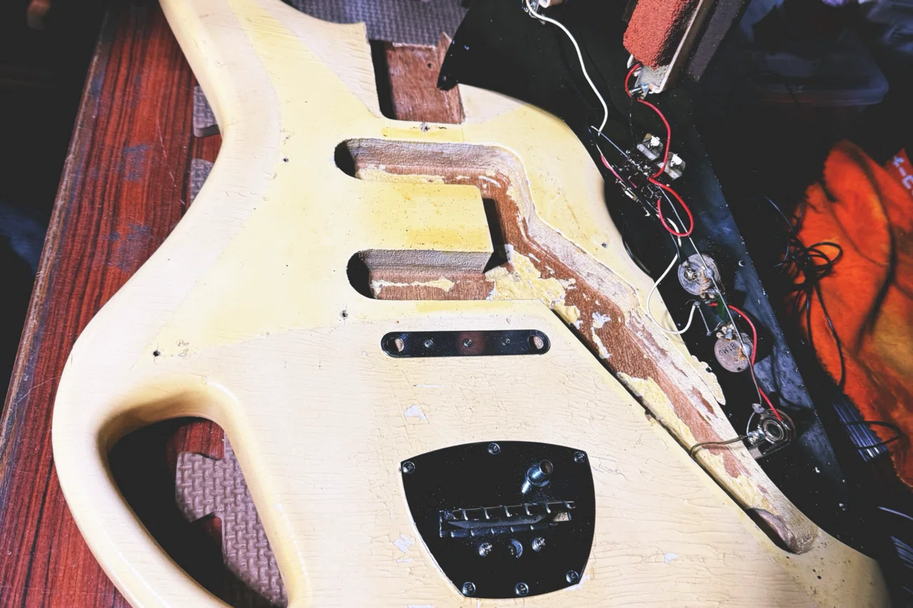 Guyatone LG-160t Telstar 1966｜backyardguitars_b.j