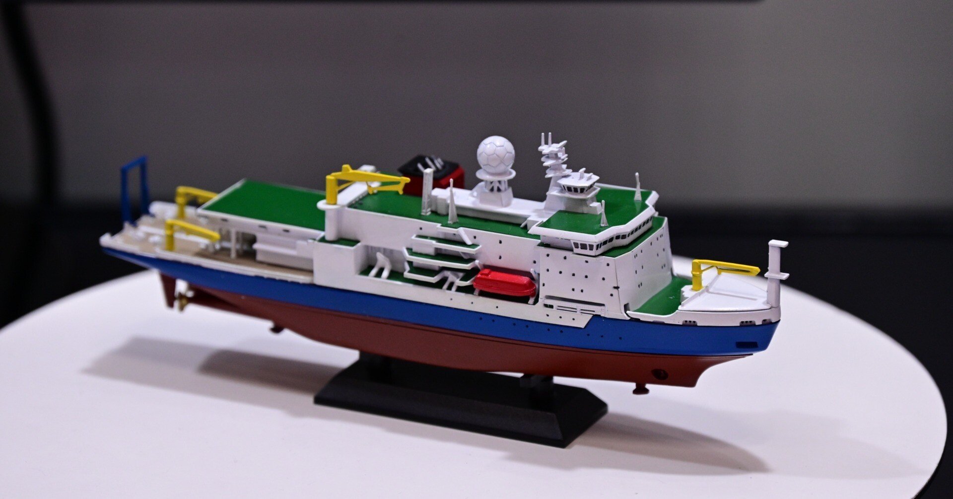 全日本模型ホビーショー】ピットロードの1/700北極域研究船「みらいⅡ