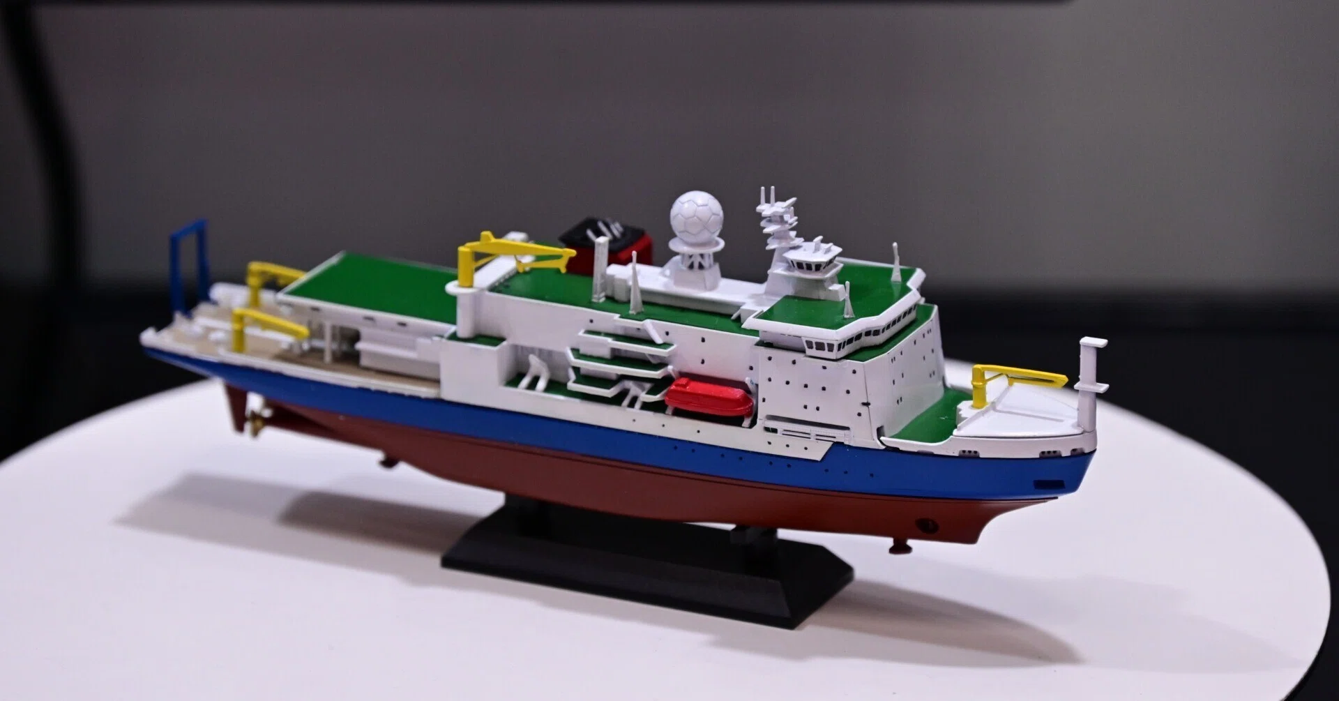 全日本模型ホビーショー】ピットロードの1/700北極域研究船「みらいⅡ