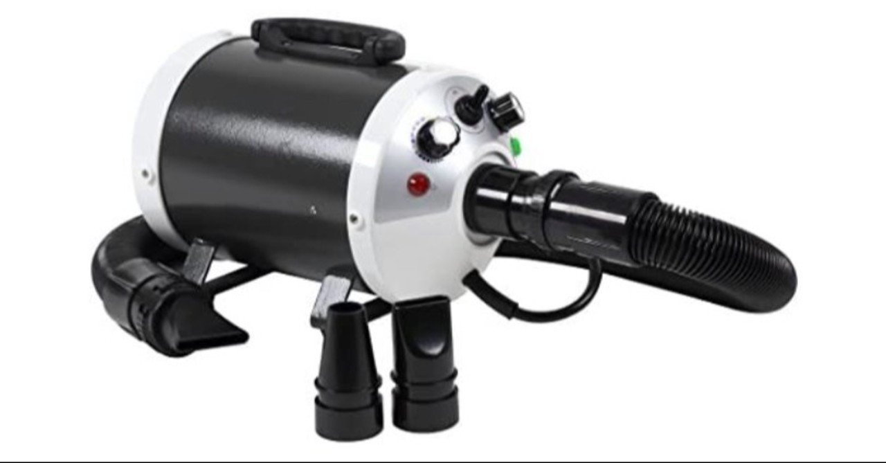 あったら便利な犬のトリミング用品〜犬用ドライヤー（ブロアー