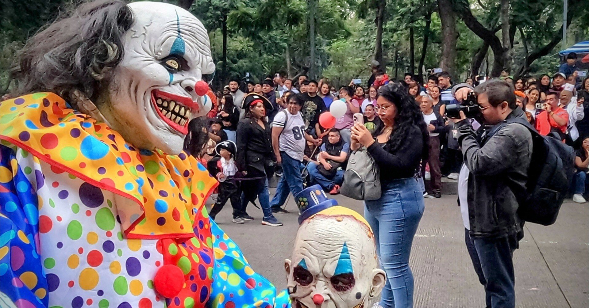 パレード｜URBANRANCH