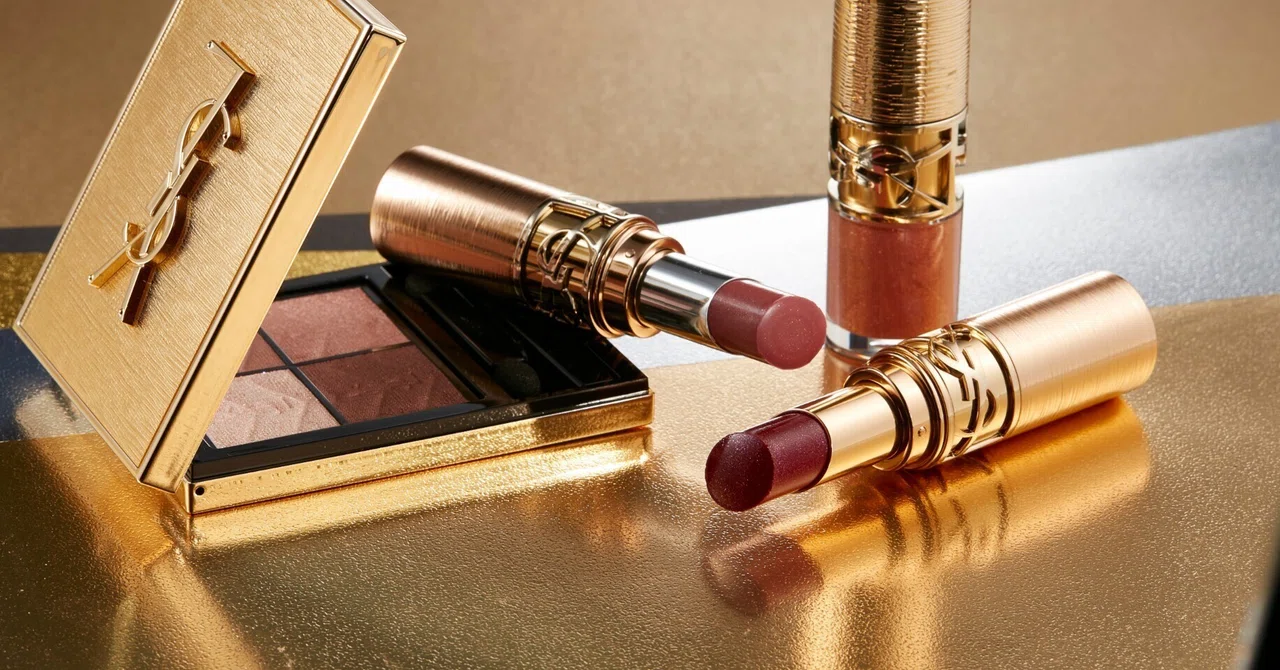 TOPICS! 星々の輝きを宿す“GOLD”を纏った人気アイテムが限定色で登場するイヴ・サンローラン“YSL ADORN IN GOLD ...