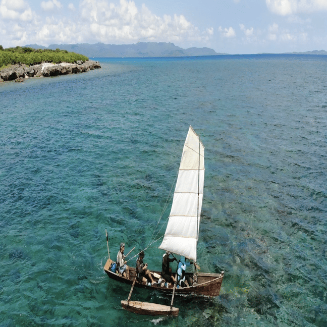 サバニ旅レポート】西表島から無人島に伝統木造船で行ってきました