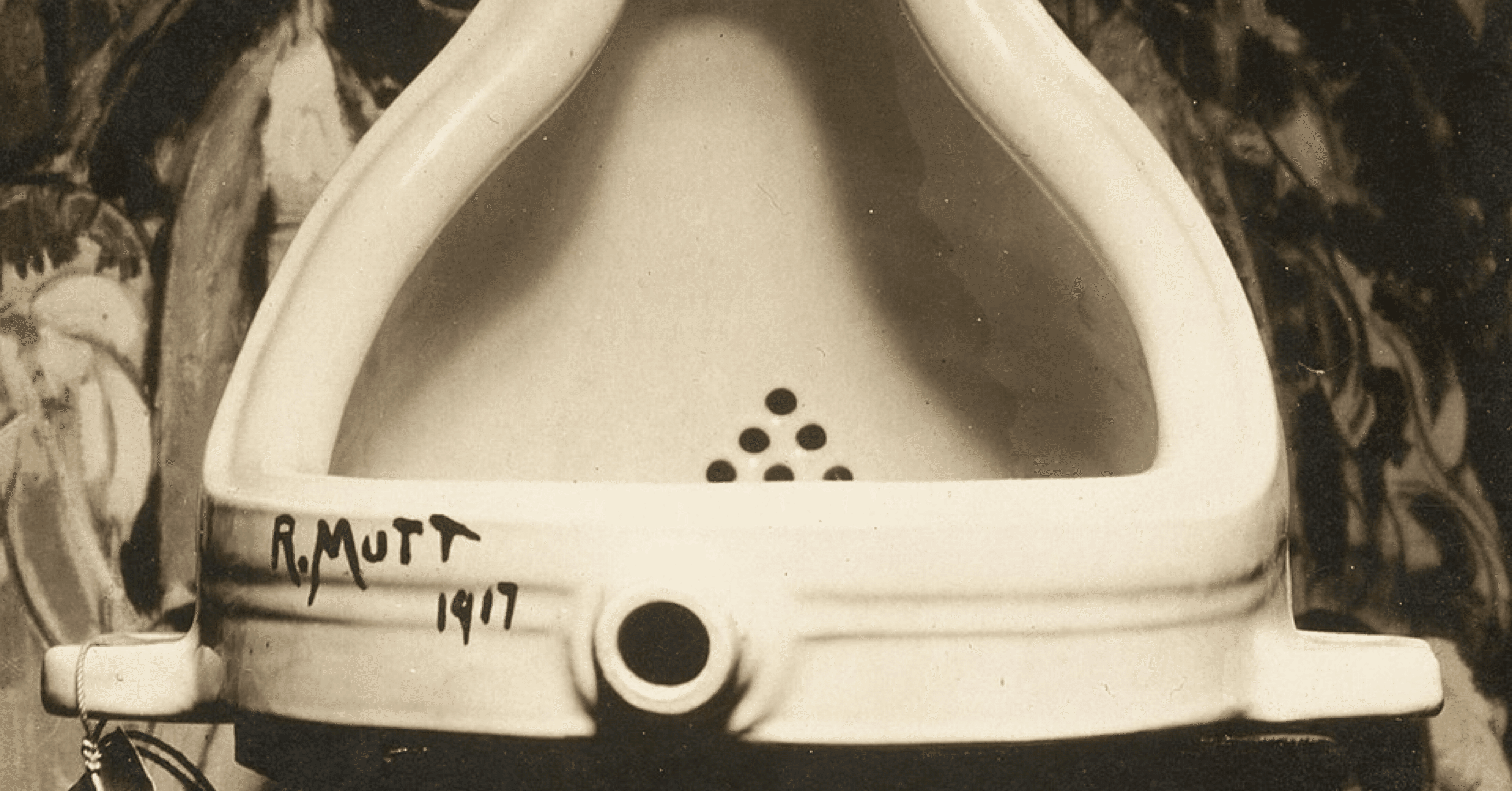 🎭 マルセル・デュシャンと《泉》──世界を変えた“自作自演”｜国士文通省