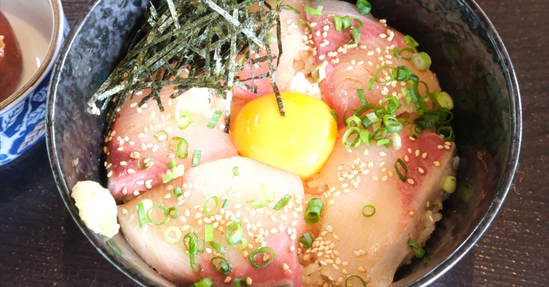 四国強化月間①【高松】海鮮食堂じゃこ屋のハマチ丼｜Shima