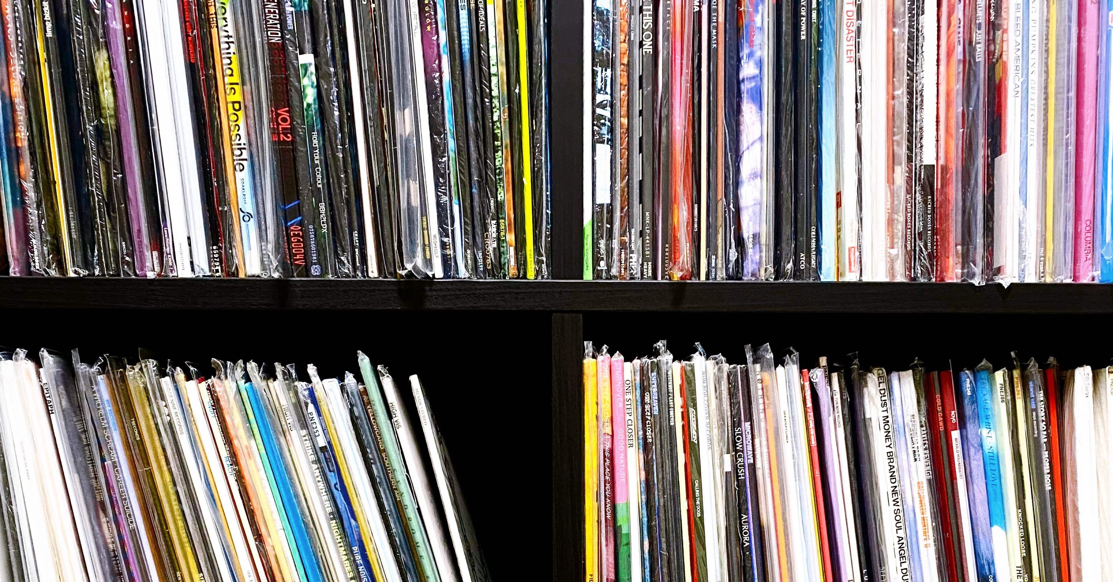 バンドの熱量を、針でつなぐ。レコードでROCK DJをする理由｜Sho No Mercy