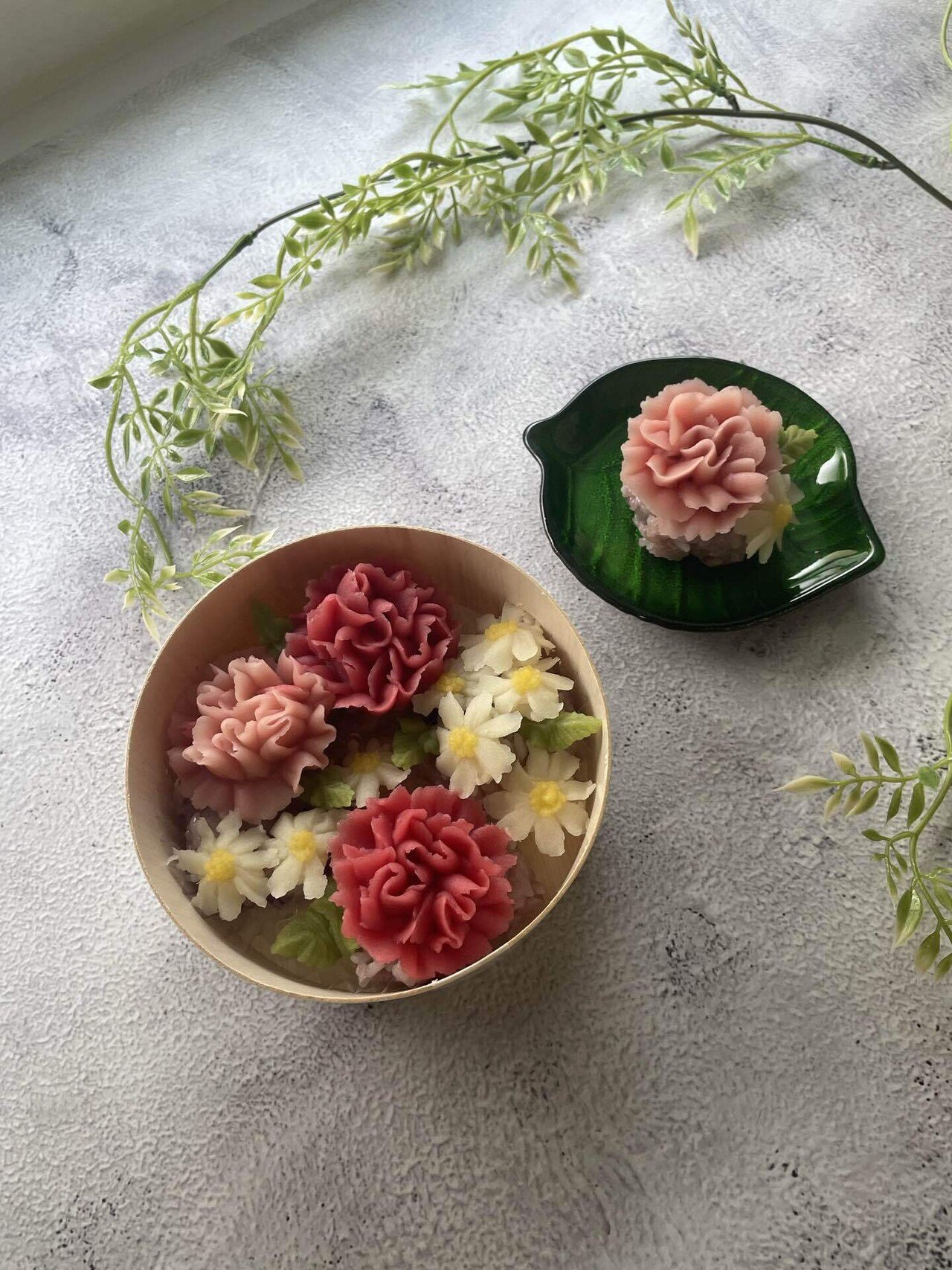 花農家、あんことクッキーで「食べられるお花」を咲かせます🍪🌸｜福岡