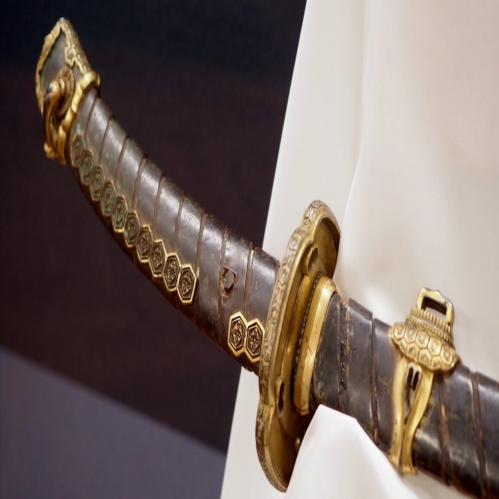 太刀拵 銅板をぐるぐる巻きにした空海さんゆかりの神社の国宝・太刀拵｜かわかわ