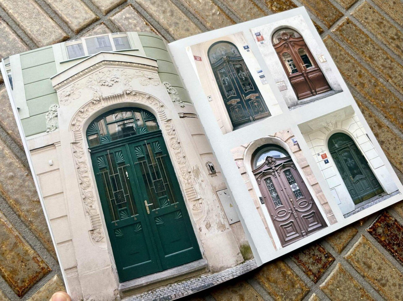 写真集『Doors2〜チェコ＆ハンガリー』が完成しました｜mayumama