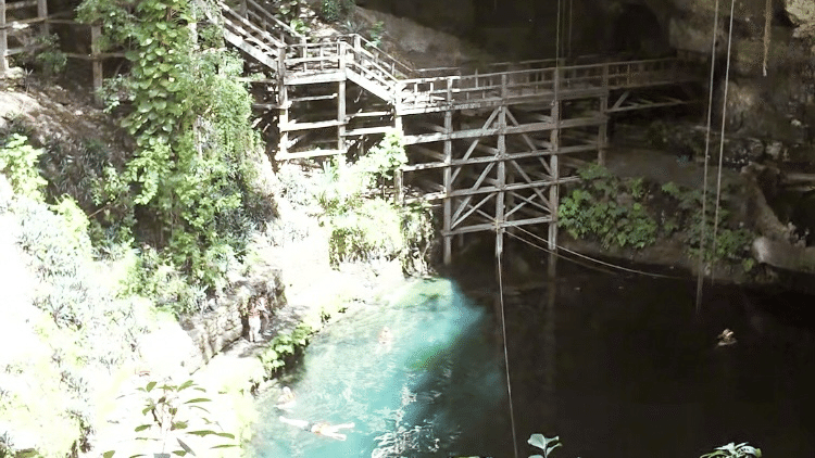 ユカタン半島の観光は、バヤドリドを拠点にせよ｜Ryoichi kamiwaki