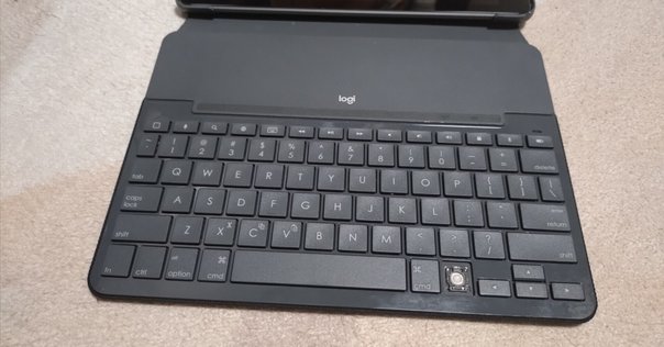 iPad Smart Keyboard Folio A2038を買った｜藤枝たろ