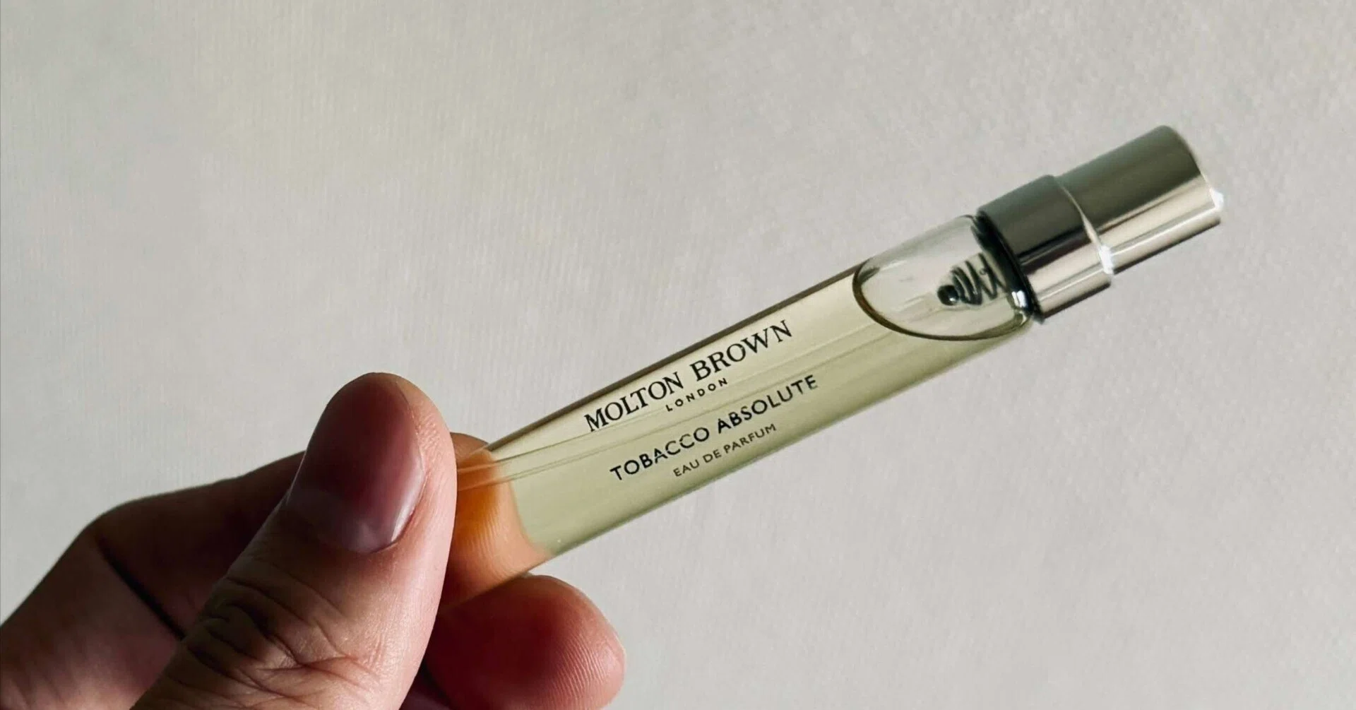 Molton Brown | Tobacco Absolute。ワインの深みとタバコの香ばしさが