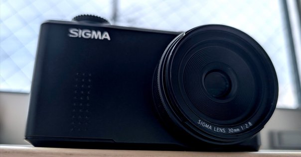 約20年前のコンデジ（PENTAX Optio 750Z）とともに新宿スナップ