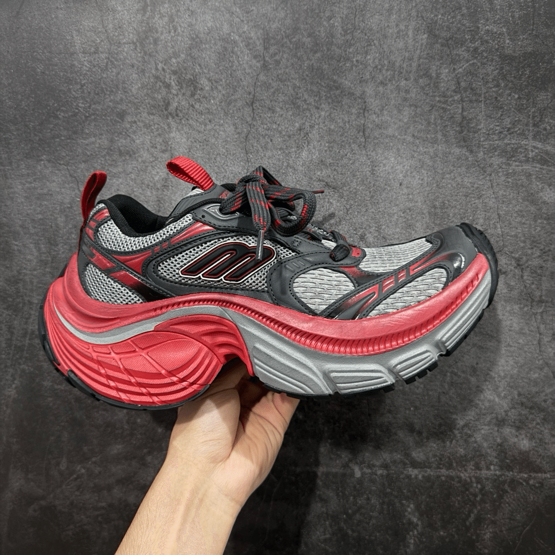 バレンシアガ 6XL スニーカー レッド/グレー／ブラック815859W2MV26110