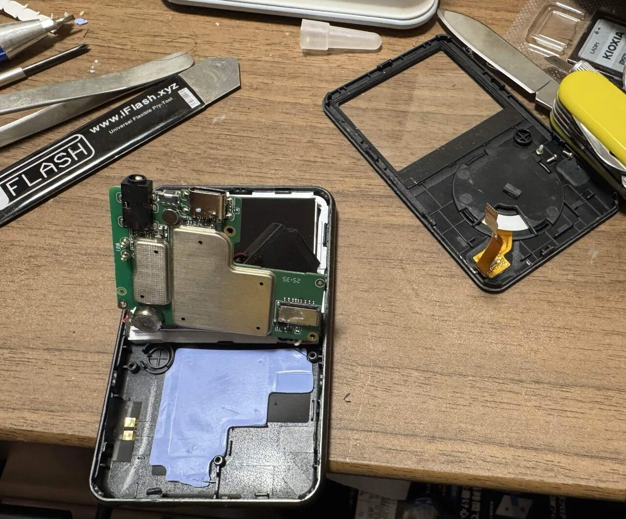 Innioasis y1というiPodのパチモンについてのレヴュー｜RaspNAS