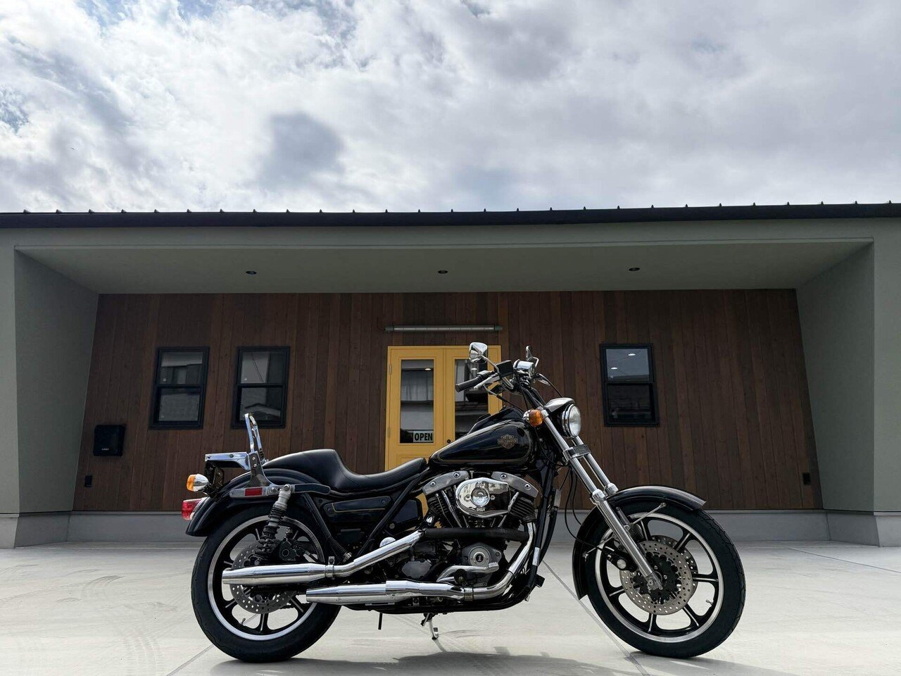 HARLEY-DAVIDSON 黒 タンク　FXR HARLEY DVIDSON 1983 FXRS｜NAOSHIYA CUSTOM FACTORY