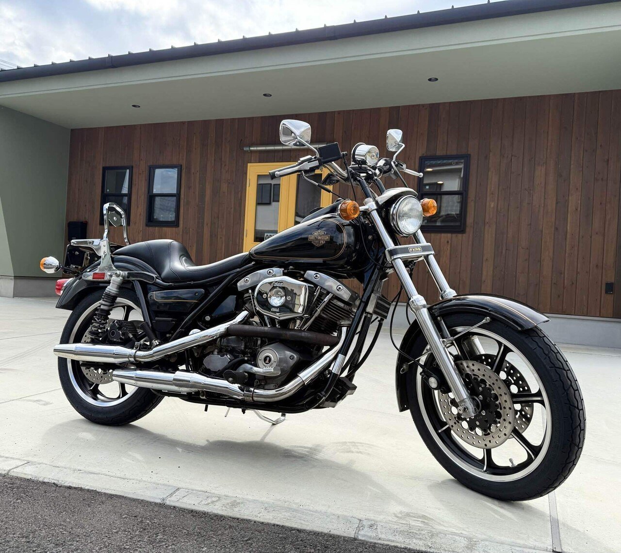 HARLEY DVIDSON 1983 FXRS｜NAOSHIYA CUSTOM FACTORY