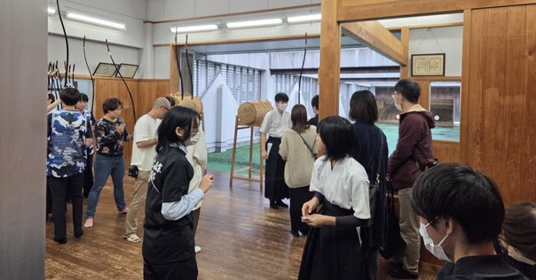 弓道関連書2冊セット◇「弓道の理念と〜」宇野要三郎／「手の内・離れ