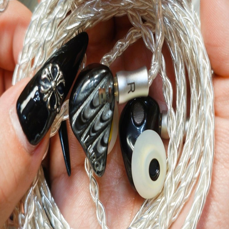 intuaura　impact 1DD　有線イヤホン intuaura impact 1DD 有線イヤホン｜Yahoo!フリマ（旧PayPayフリマ）