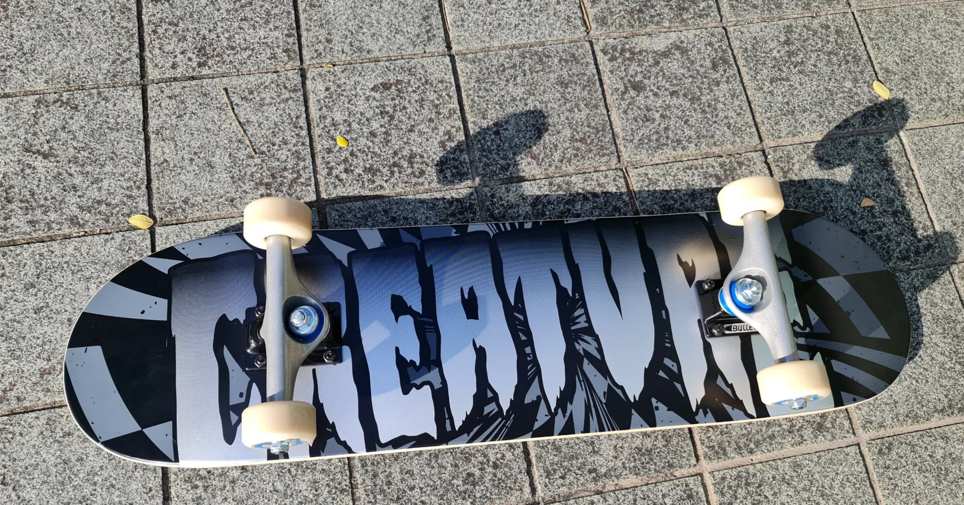 SIDE CORE 生きている道、生きるための場所」展・内覧会｜Tomoko (つゆ